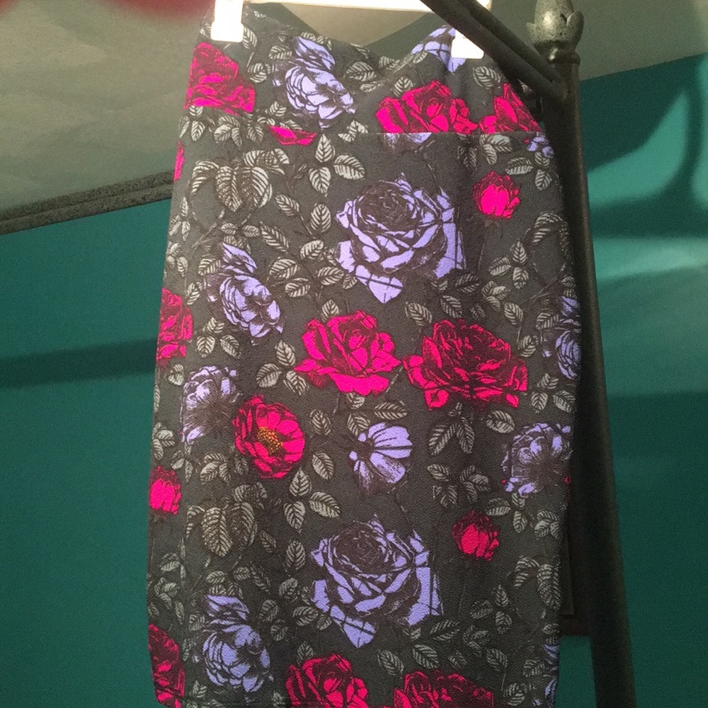LuLaRoe Cassie L